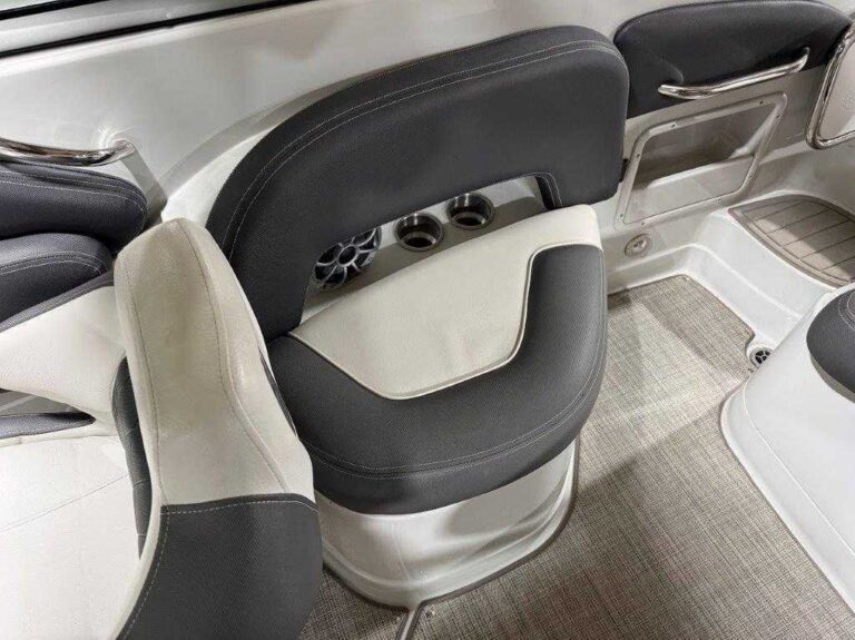 2022 Crownline 255 SS - Arch US-KIS88005H122 [photo 31]